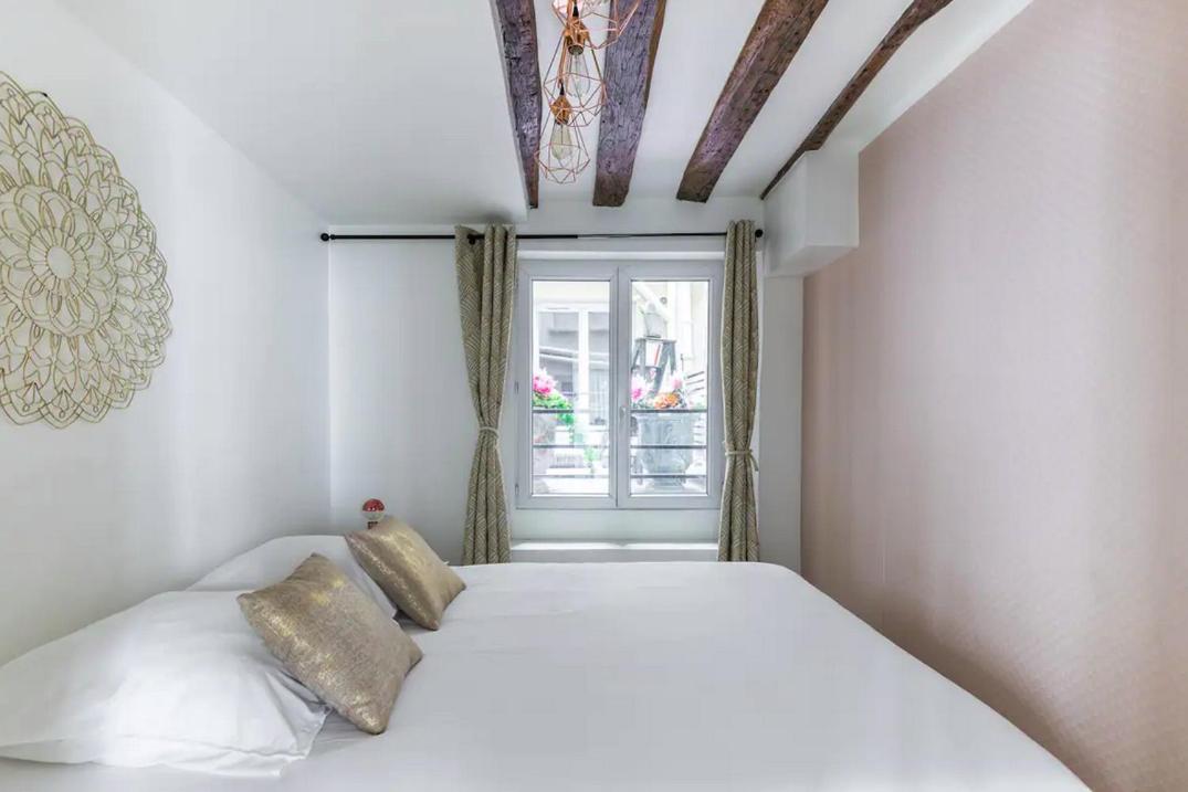 Appartement Grands Boulevards 11
